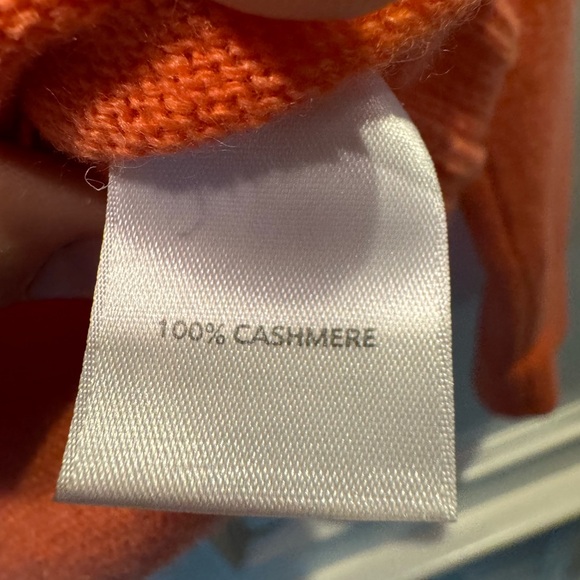 Halogen 100% Cashmere Peachy Orange sweater - Picture 3 of 4